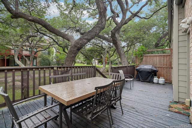 17227 Pebble Beach, San Antonio, TX 78248