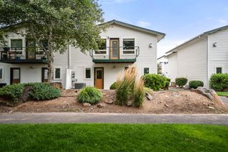 438 NW 19th Street UNIT 62, Redmond, OR 97756