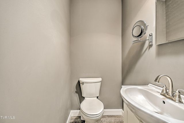 19577 Greenbriar Drive, Bristol, VA 24202