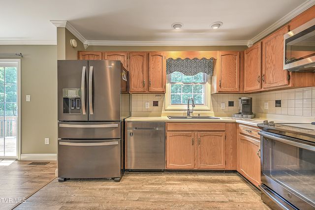 19577 Greenbriar Drive, Bristol, VA 24202