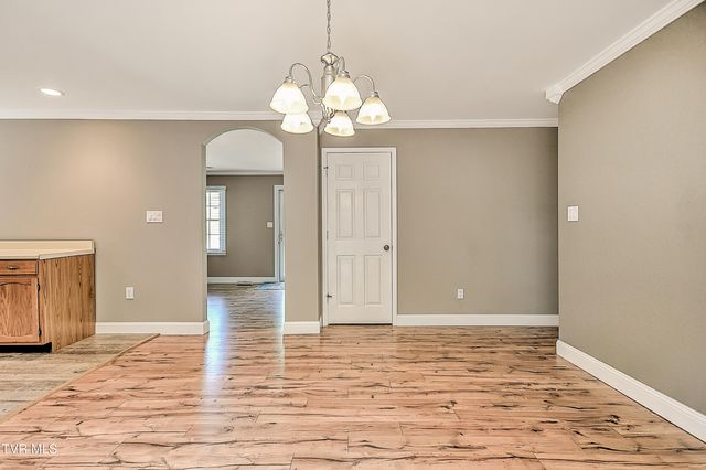 19577 Greenbriar Drive, Bristol, VA 24202