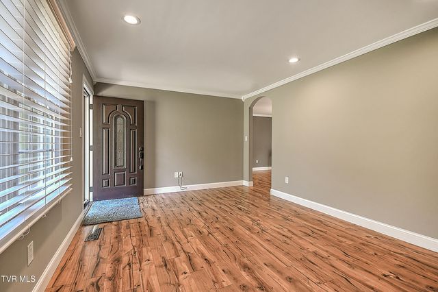 19577 Greenbriar Drive, Bristol, VA 24202
