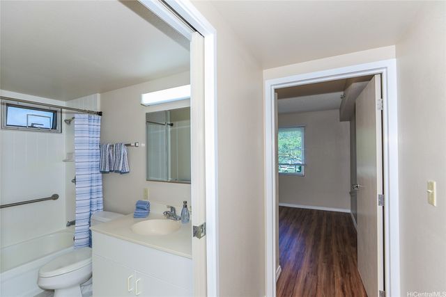 3009 Ala Makahala Place 314, Honolulu, HI 96818