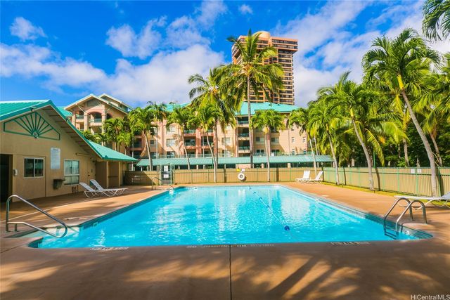 3009 Ala Makahala Place 314, Honolulu, HI 96818