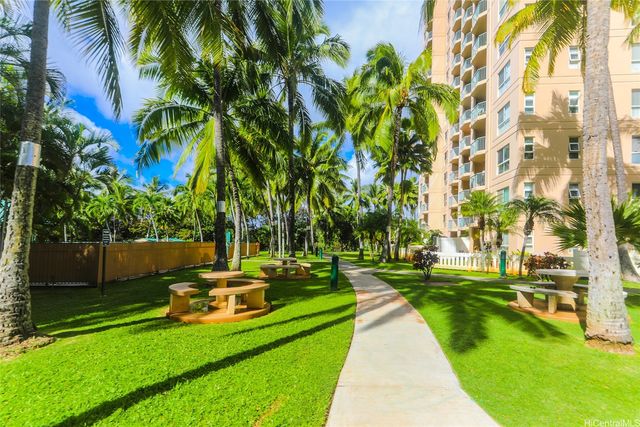 3009 Ala Makahala Place 314, Honolulu, HI 96818