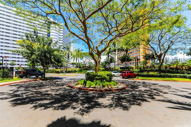 3009 Ala Makahala Place 314, Honolulu, HI 96818