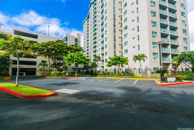 3009 Ala Makahala Place 314, Honolulu, HI 96818