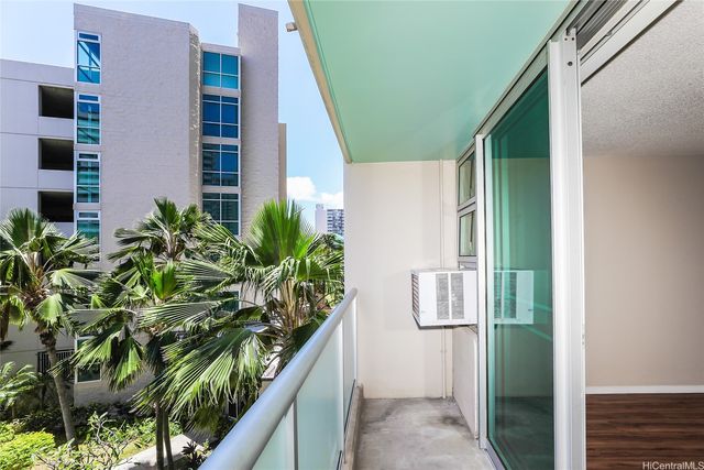 3009 Ala Makahala Place 314, Honolulu, HI 96818