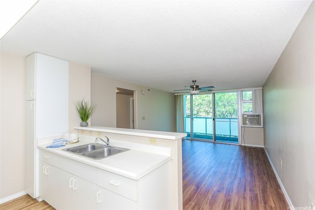 3009 Ala Makahala Place 314, Honolulu, HI 96818