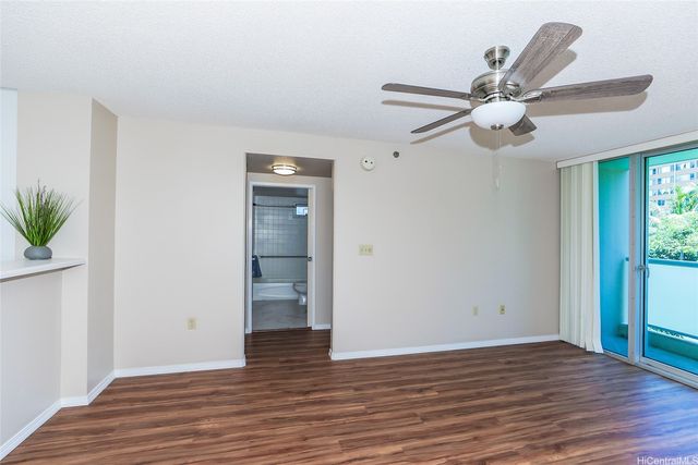 3009 Ala Makahala Place 314, Honolulu, HI 96818