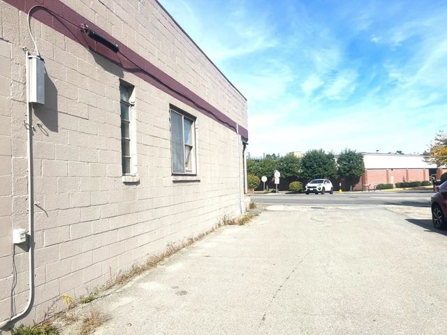 85-87 Water St, Fitchburg, MA 01420