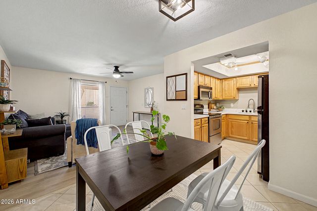 1340 N RECKER Road 143, Mesa, AZ 85205