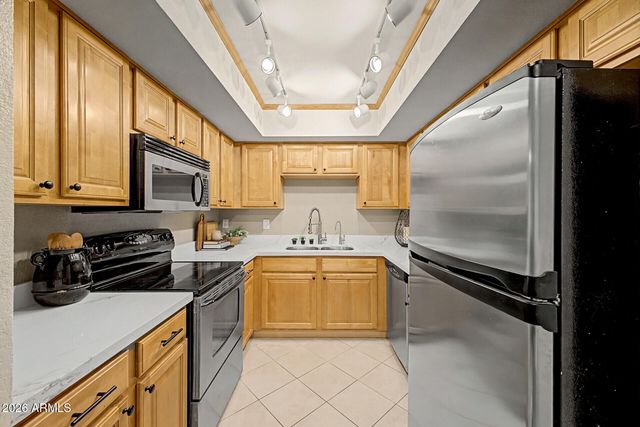 1340 N RECKER Road 143, Mesa, AZ 85205