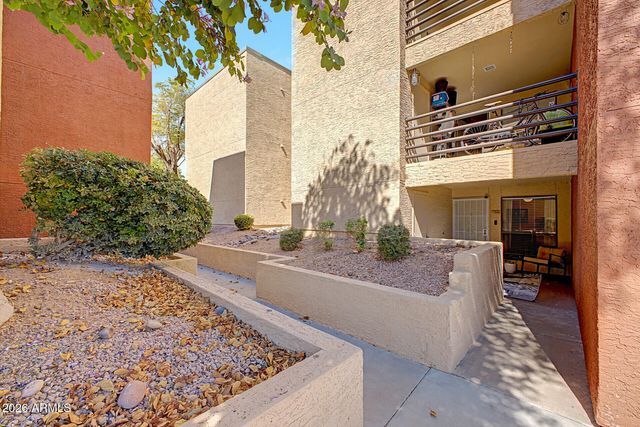 1340 N RECKER Road 143, Mesa, AZ 85205