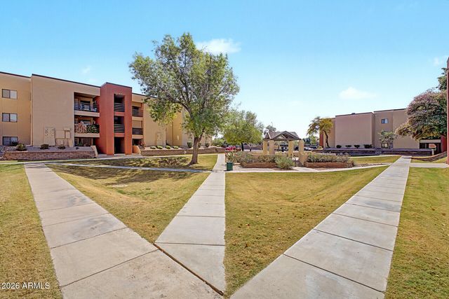 1340 N RECKER Road 143, Mesa, AZ 85205