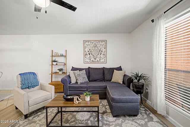 1340 N RECKER Road 143, Mesa, AZ 85205