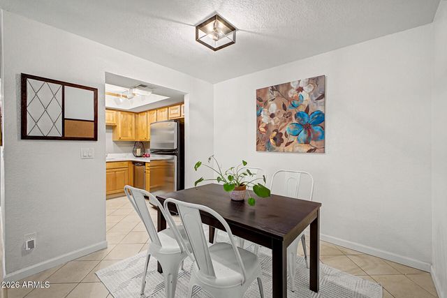 1340 N RECKER Road 143, Mesa, AZ 85205