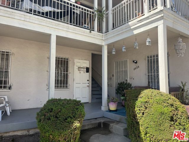 1433 S Fairfax Avenue, Los Angeles, CA 90019