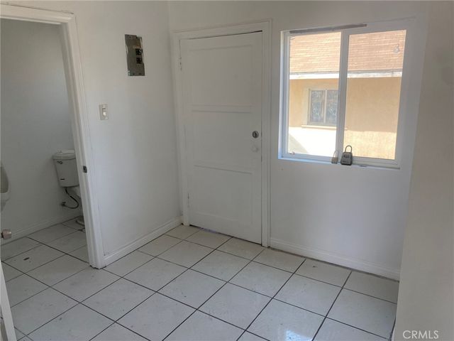 3201 W Florence, Los Angeles, CA 90043