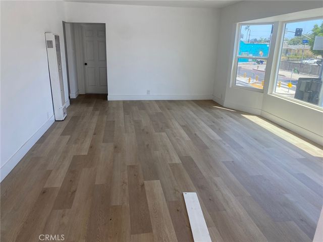 3201 W Florence, Los Angeles, CA 90043