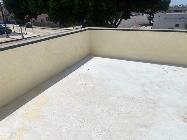 3201 W Florence, Los Angeles, CA 90043