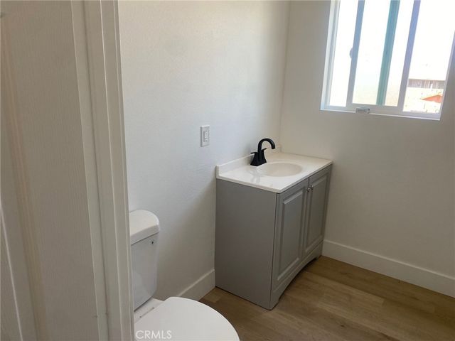 3201 W Florence, Los Angeles, CA 90043