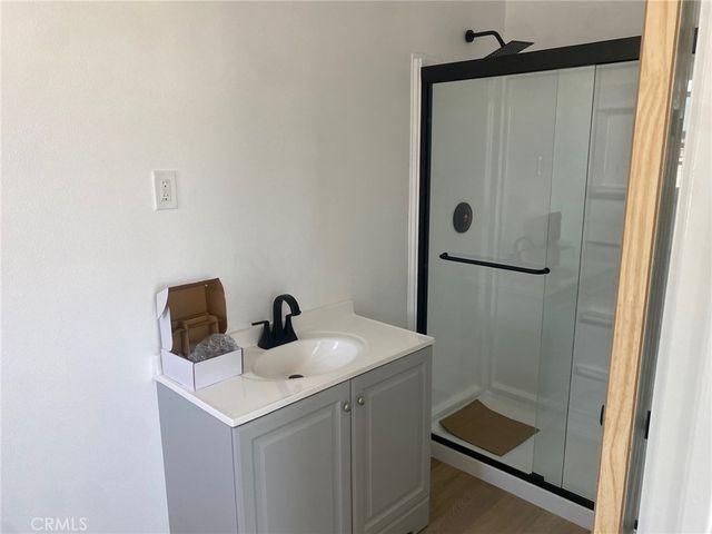 3201 W Florence, Los Angeles, CA 90043