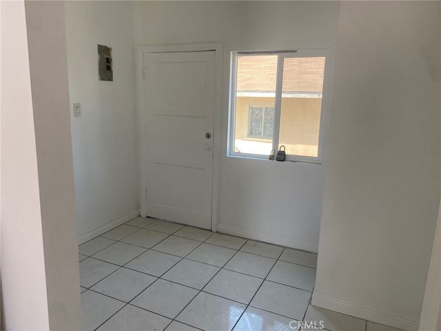 3201 W Florence, Los Angeles, CA 90043