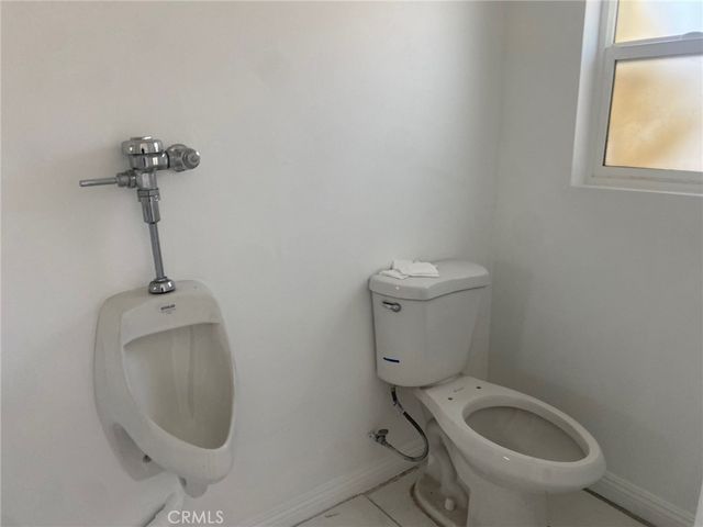 3201 W Florence, Los Angeles, CA 90043