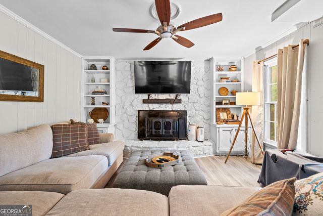 100 Carrollwood Drive, Fayetteville, GA 30215