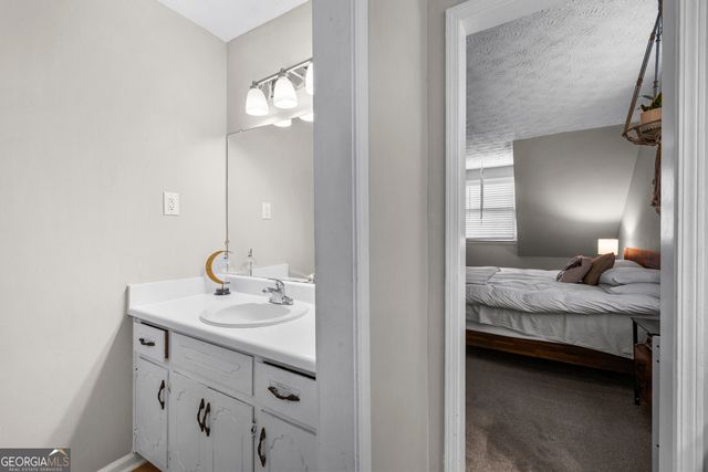 100 Carrollwood Drive, Fayetteville, GA 30215