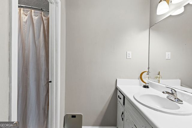 100 Carrollwood Drive, Fayetteville, GA 30215