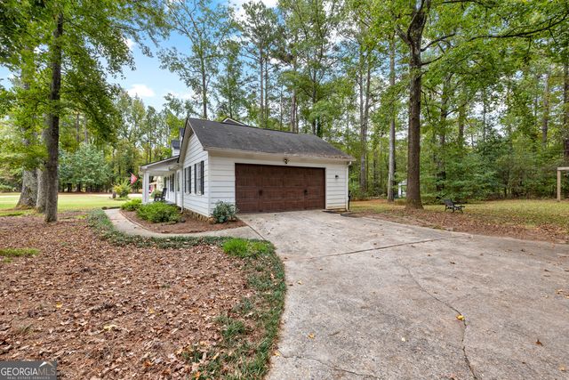 100 Carrollwood Drive, Fayetteville, GA 30215