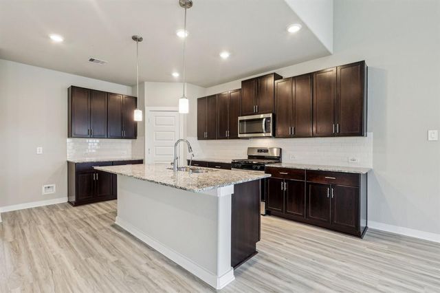 6307 Brazos Trail Drive, Richmond, TX 77469