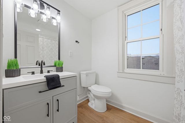 106 S 3rd Avenue, Beech Grove, IN 46107