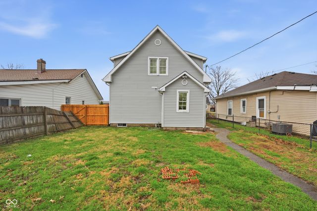 106 S 3rd Avenue, Beech Grove, IN 46107