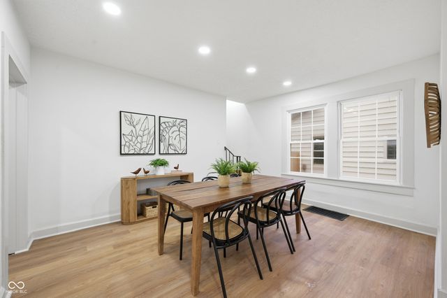 106 S 3rd Avenue, Beech Grove, IN 46107