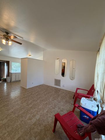 6202 TRAIL VALLEY DR, San Antonio, TX 78242