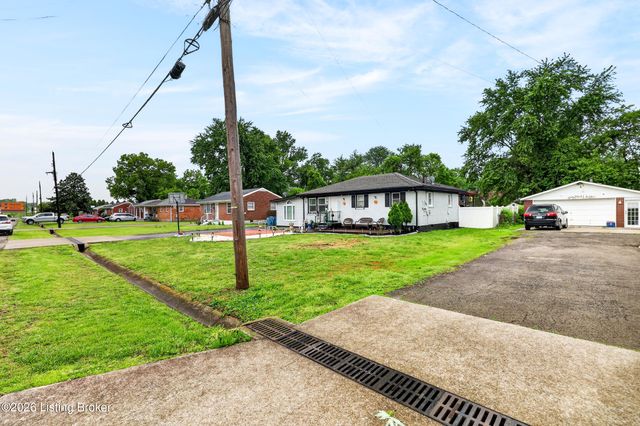 5114 Frey Dr, Louisville, KY 40219