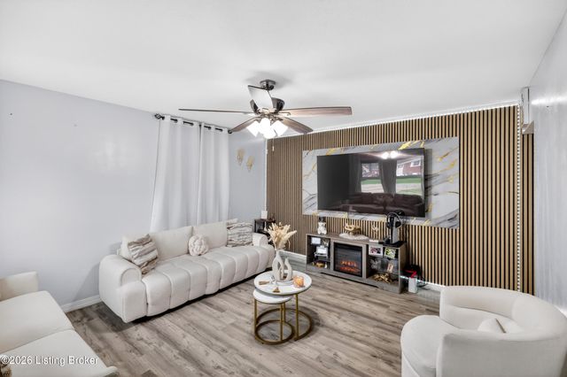 5114 Frey Dr, Louisville, KY 40219