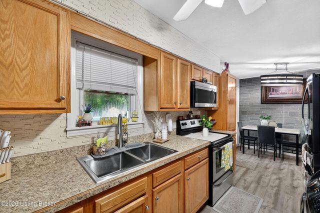 5114 Frey Dr, Louisville, KY 40219