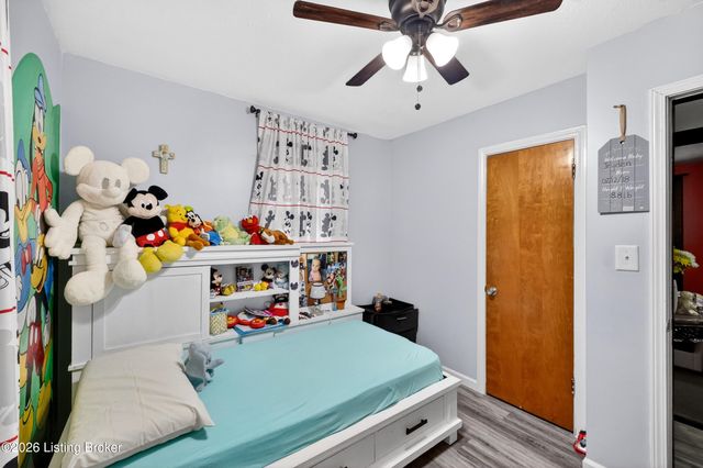 5114 Frey Dr, Louisville, KY 40219