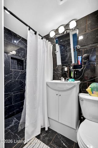 5114 Frey Dr, Louisville, KY 40219