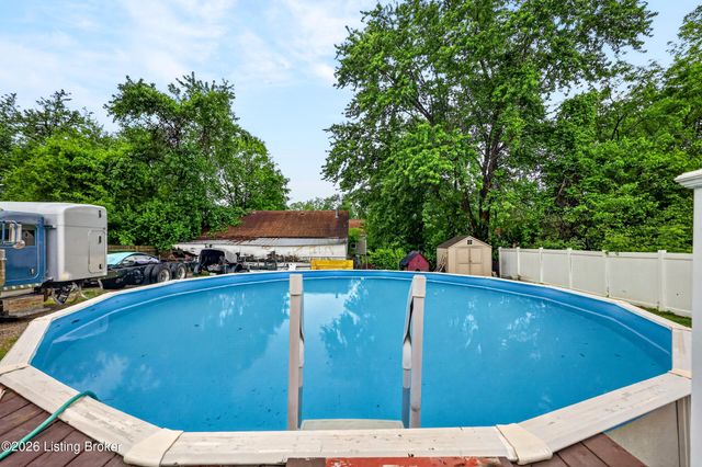 5114 Frey Dr, Louisville, KY 40219