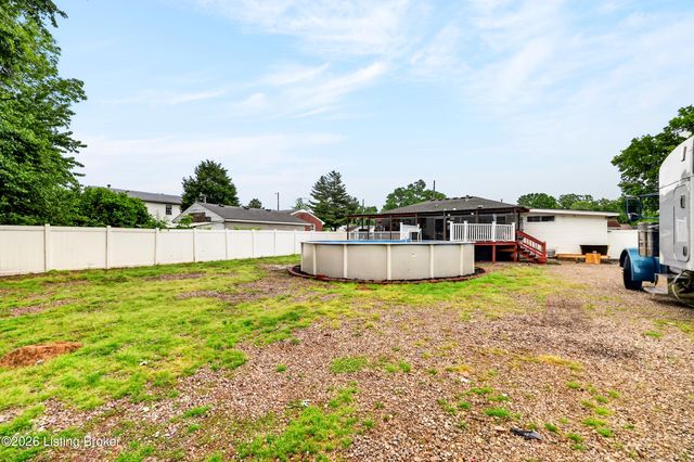 5114 Frey Dr, Louisville, KY 40219