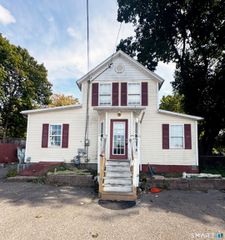 685 Main Street, Ansonia, CT 06401