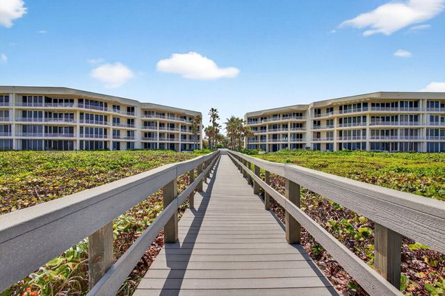 2920 SE Dune Drive 420, Stuart, FL 34996