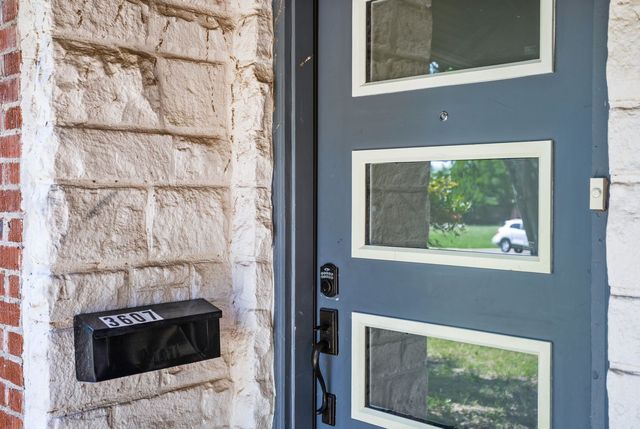 3607 Shelby Drive, Fort Worth, TX 76109