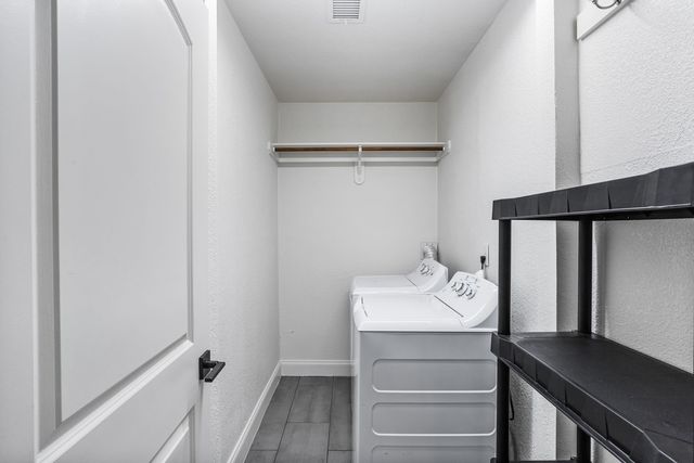 3607 Shelby Drive, Fort Worth, TX 76109