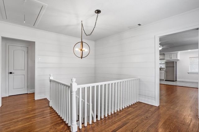 3607 Shelby Drive, Fort Worth, TX 76109